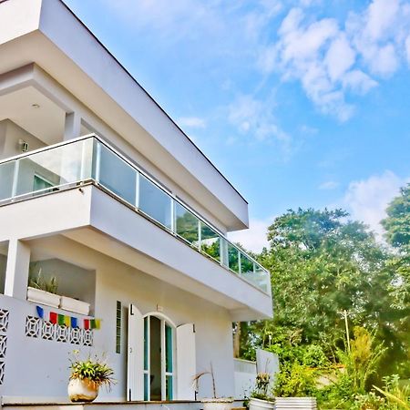 Casa Mani Bed & Breakfast Ubatuba Exterior photo