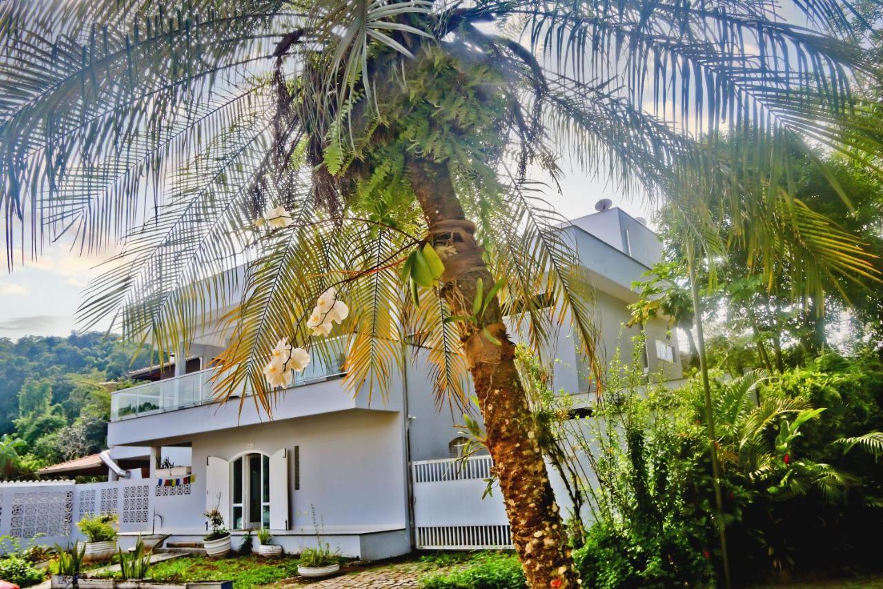 Casa Mani Bed & Breakfast Ubatuba Exterior photo